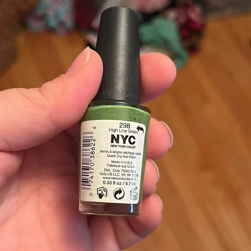 NYC New York Color Minute‎ Quick Dry Nail polish Discontinued- High Line Green